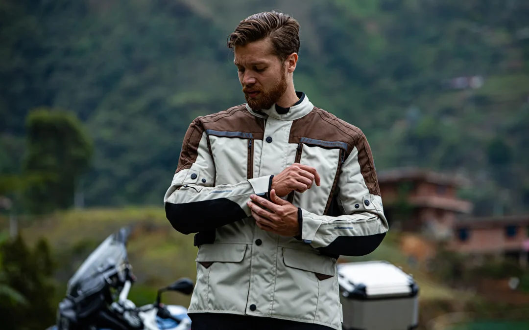 ¿Chaqueta ventilada o impermeable? Elige la ideal para tu estilo de rodada